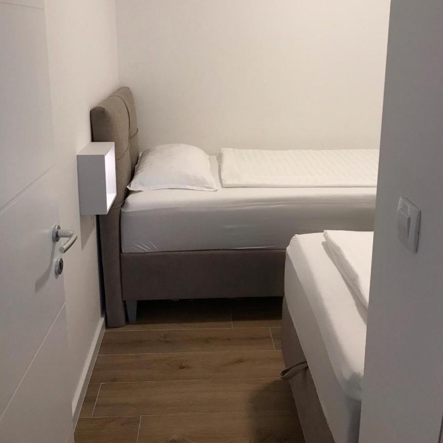 Villa Apartment 24 C Trogir Exteriör bild